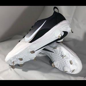 Nike Women’s Softball Cleats - Never Worn